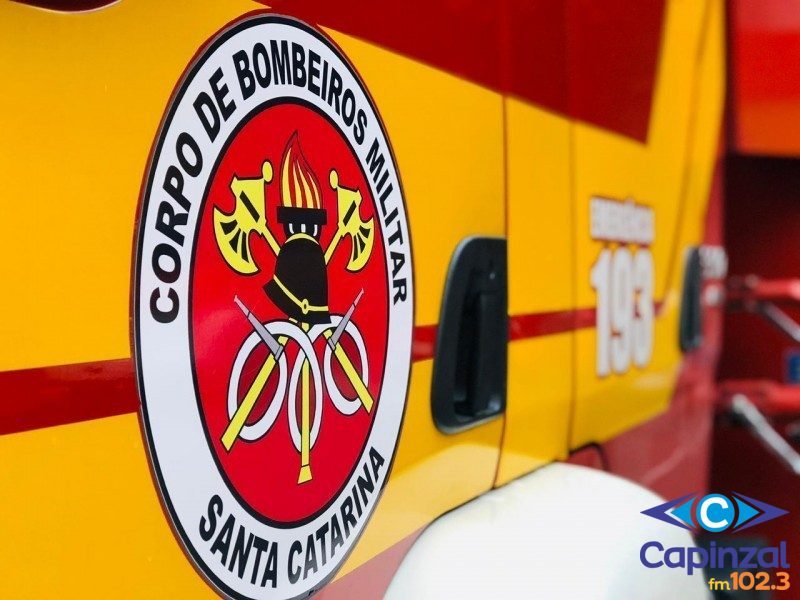 Princípio de incêndio em estabelecimento no centro de Capinzal mobiliza Bombeiros