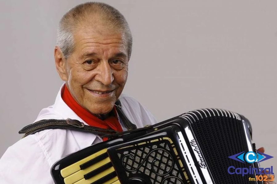 Morre Albino Manique, lenda da música tradicionalista, aos 80 anos