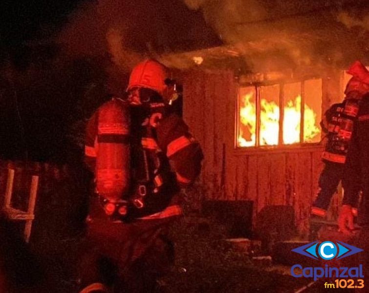 Bombeiros evitam a destruição de residência em Fraiburgo