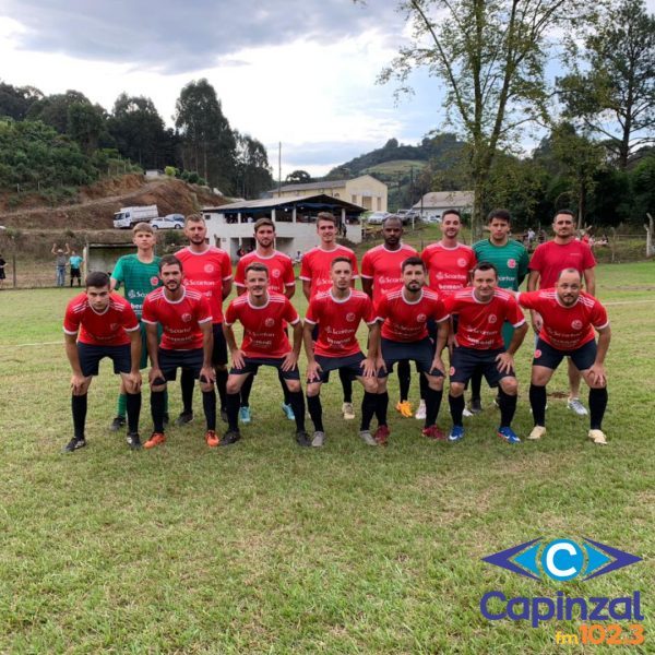 Pinheiro Alto sediou rodada do Municipal de Futebol Suíço de Ouro