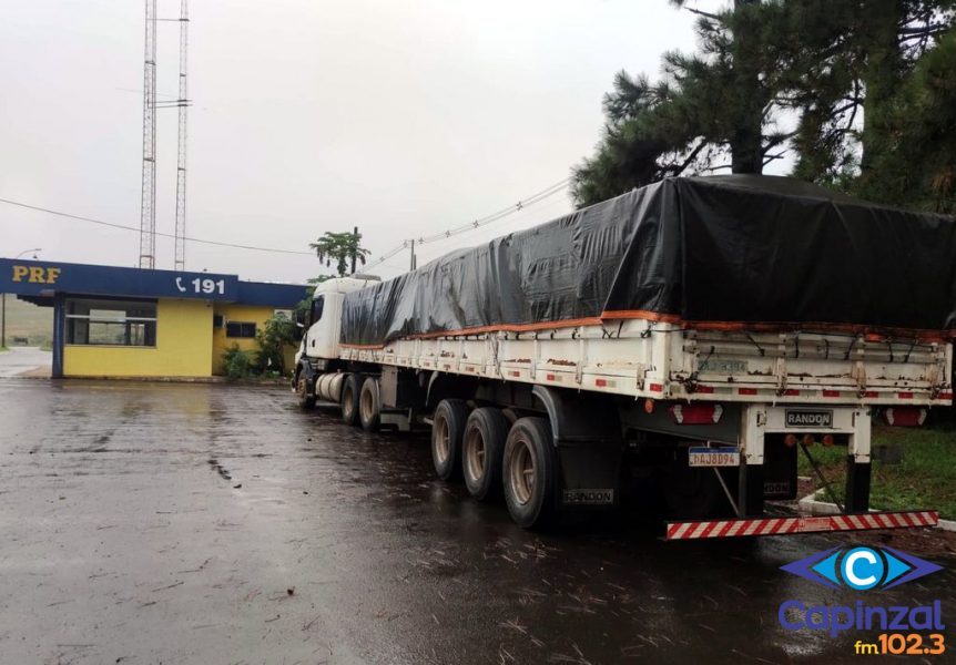 Policiais encontram grande quantidade de drogas em carreta com donativos para o RS no Oeste de SC