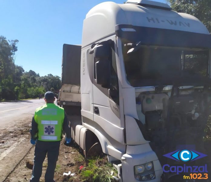 Motociclista morre após colisão com carreta na BR-282