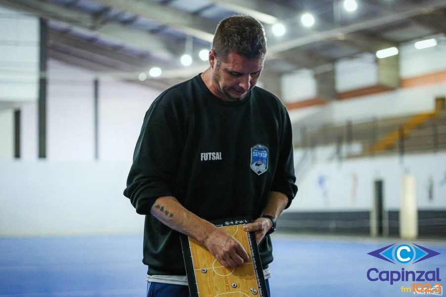 Capinzal Futsal confirma a saída do técnico JP