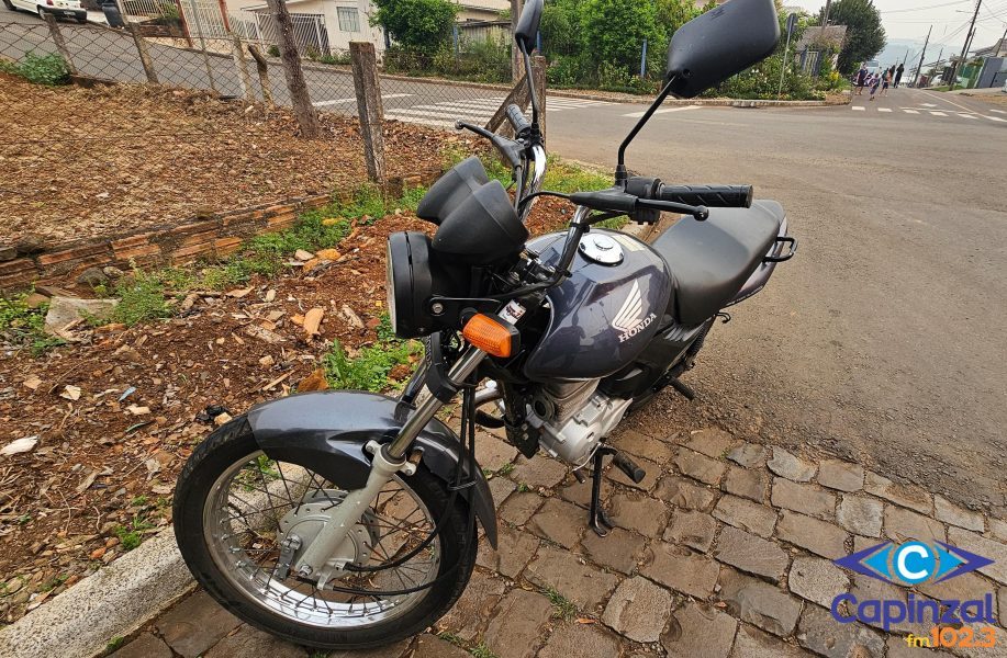 Motociclista é socorrido pelos Bombeiros após colisão com carro em Capinzal