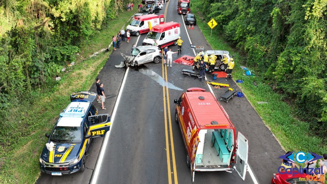 Grave acidente envolvendo quatro veículos deixa três mortos no Oeste