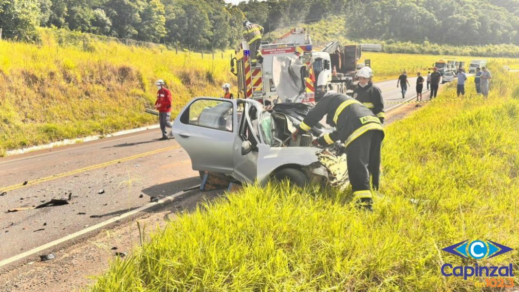 Colisão entre carro e caminhão mata mulher em Concórdia