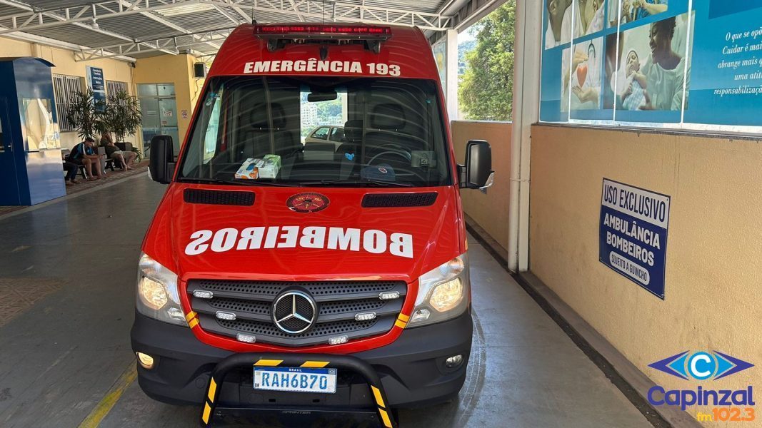 Acidente entre carro e moto deixa dois feridos no Bairro São Cristóvão, em Capinzal