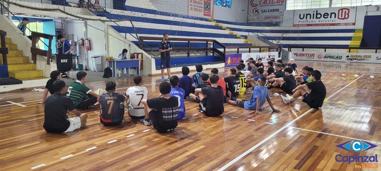 Seletiva do Capinzal Futsal envolveu cerca 90 atletas neste sábado