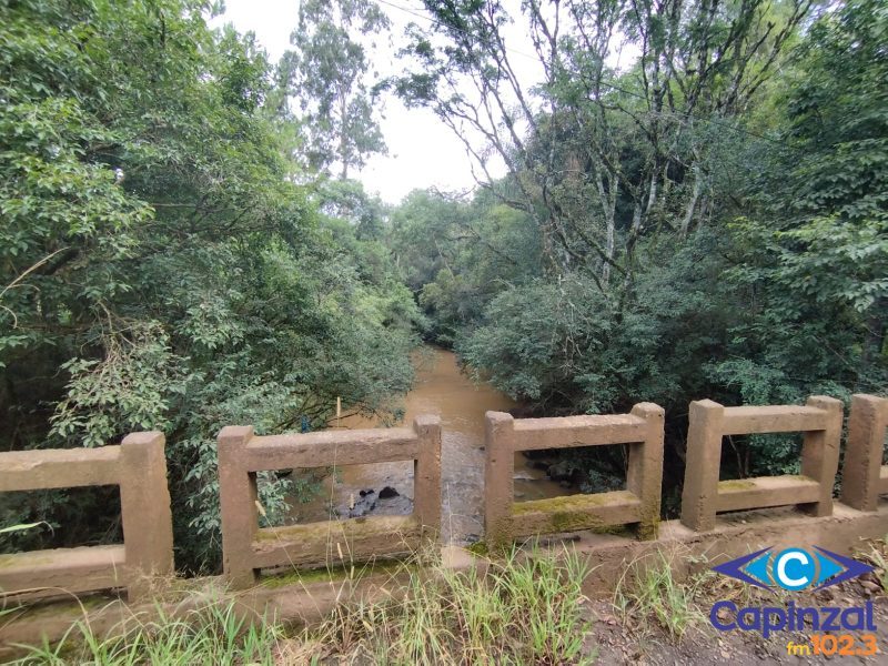 Cadáver é encontrado dentro de rio no interior de Água Doce