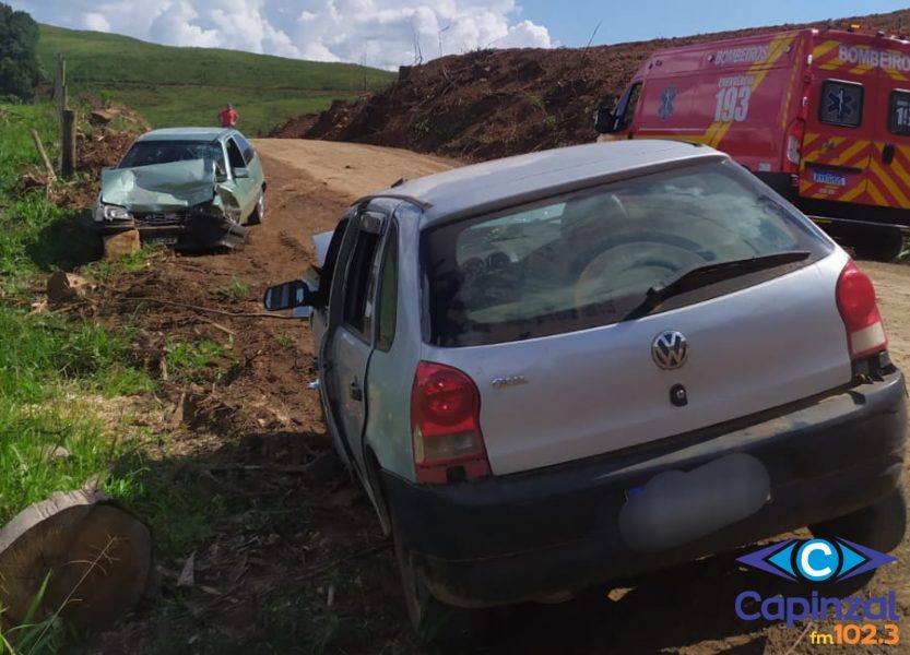 Colisão frontal entre veículos deixa feridos no interior de Jaborá