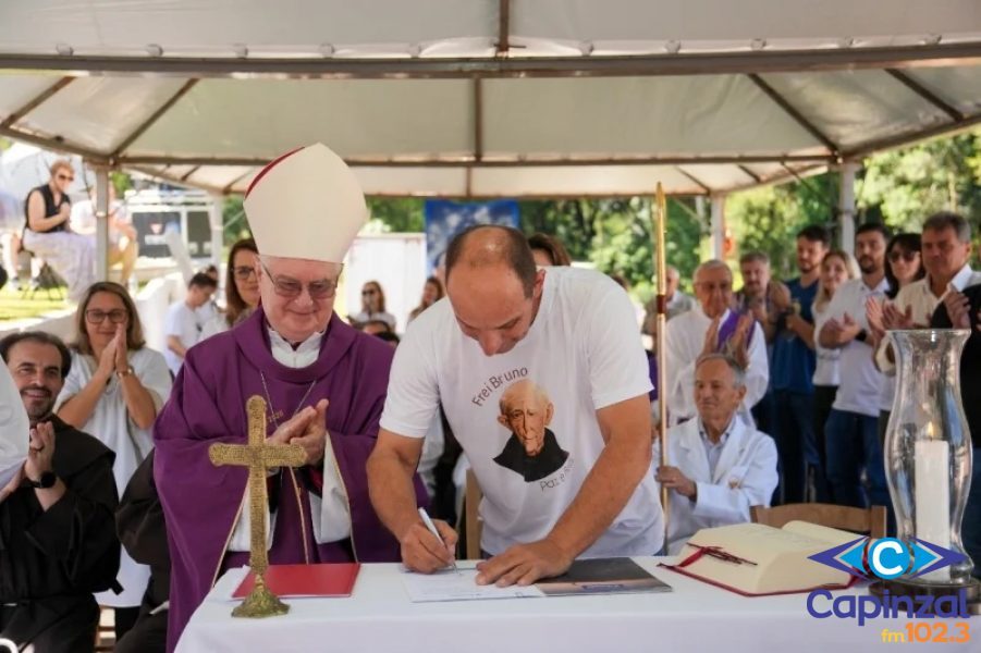 Santa Teresinha é declarada Padroeira do Município de Joaçaba