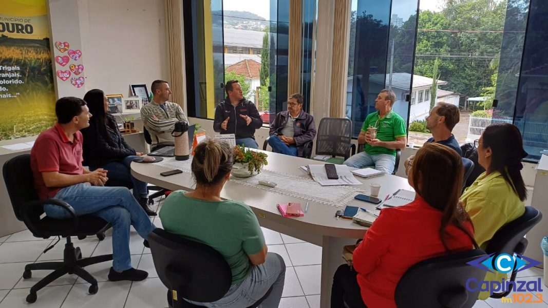 1ª reunião da 40ª Festa do Colono de Ouro define realização do evento em três dias