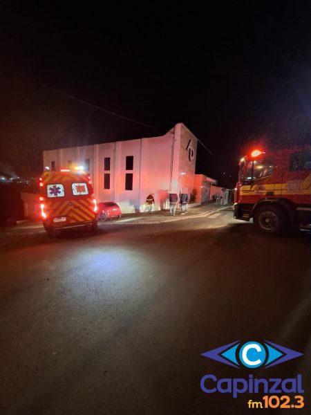 Carro colide contra igreja e duas mulheres ficam feridas em Monte Carlo